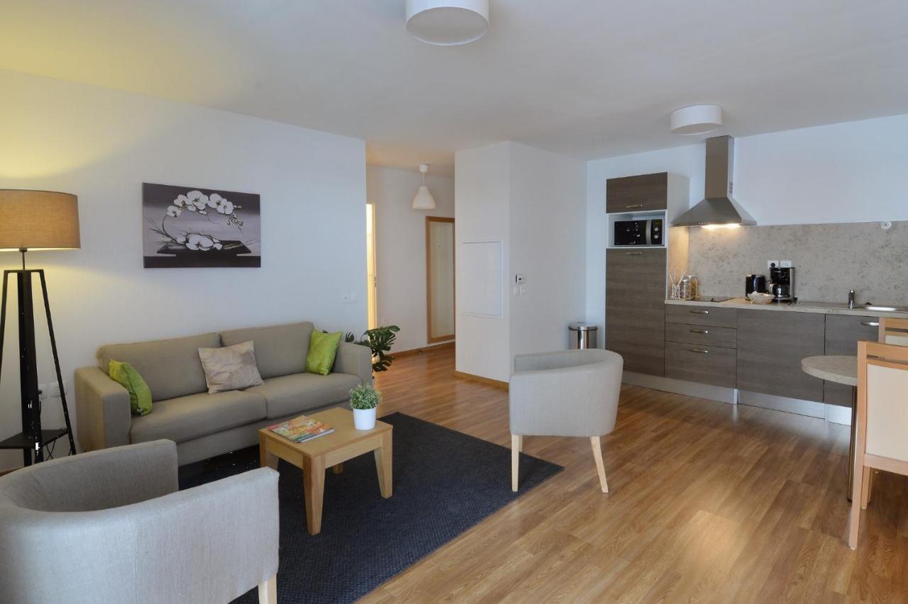 Aparthotel Domitys Les Sarments Blonds Montpellier Esterno foto